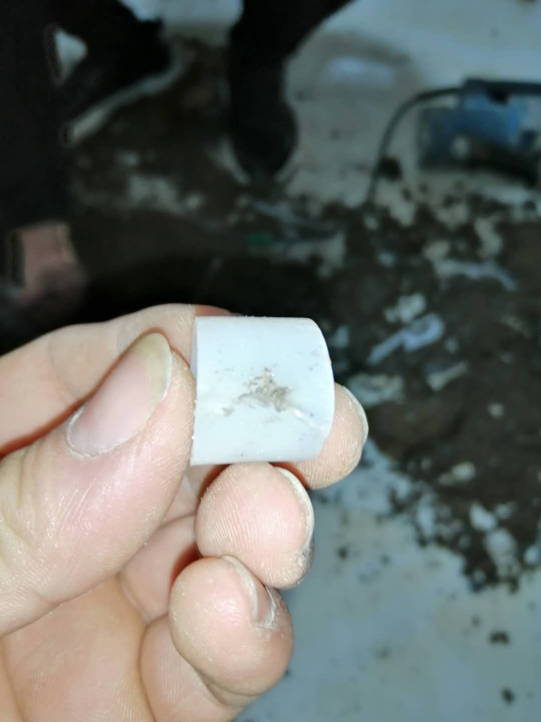 兴平家里地暖漏水了怎么办？